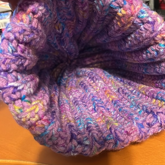 Handmade knitted Hat very cute Purple with a Pom Pom on Top - Picture 5 of 9